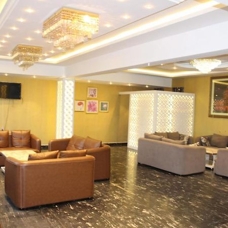 Grand Milestone Villa ไมซอร์ ภายนอก รูปภาพ
