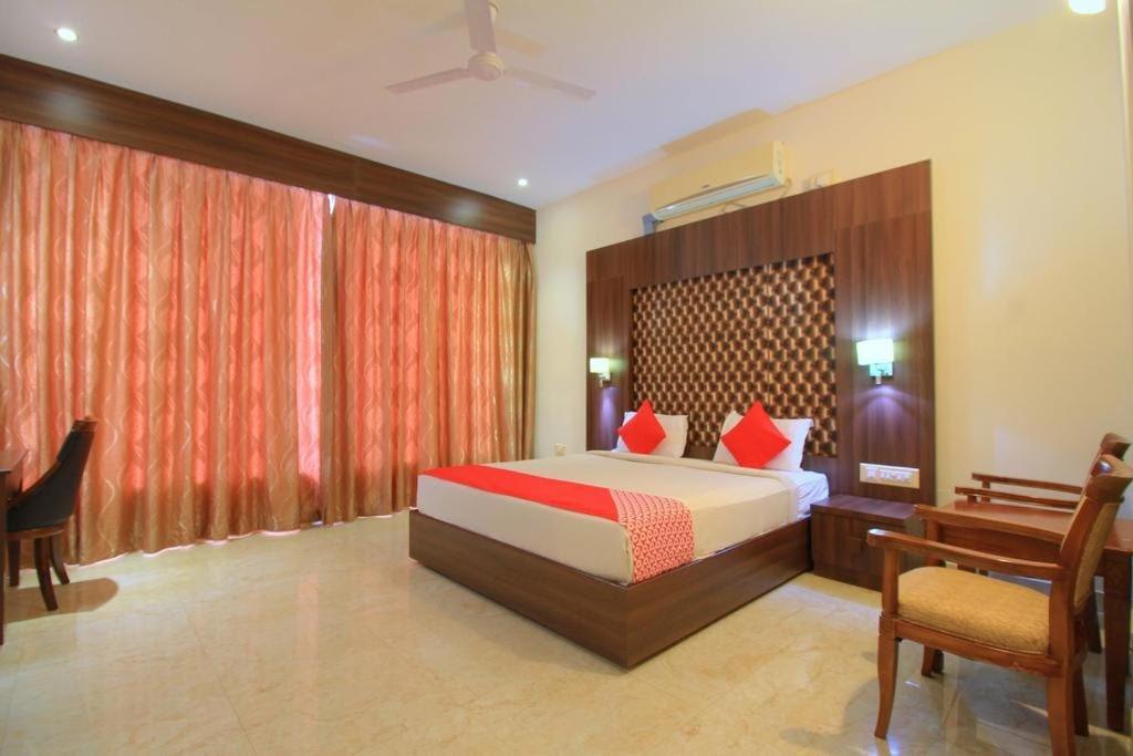 Grand Milestone Villa ไมซอร์ ภายนอก รูปภาพ