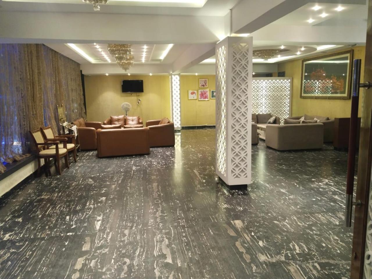 Grand Milestone Villa ไมซอร์ ภายนอก รูปภาพ
